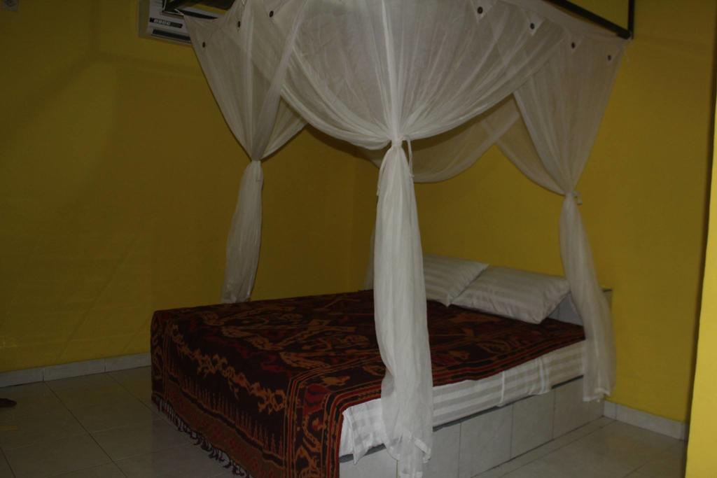 גילי טרוונגן Baleku Homestay Trawangan חדר תמונה